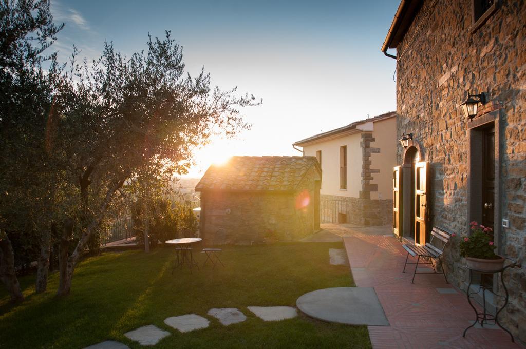 Agriturismo Borgo Tra Gli Olivi Castiglion Fiorentino Exterior photo