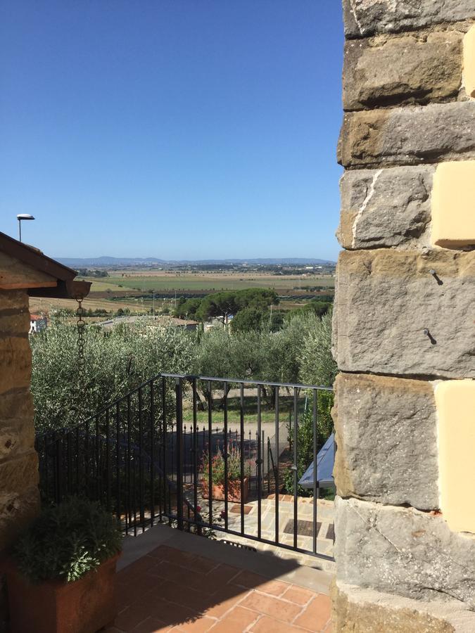 Agriturismo Borgo Tra Gli Olivi Castiglion Fiorentino Exterior photo
